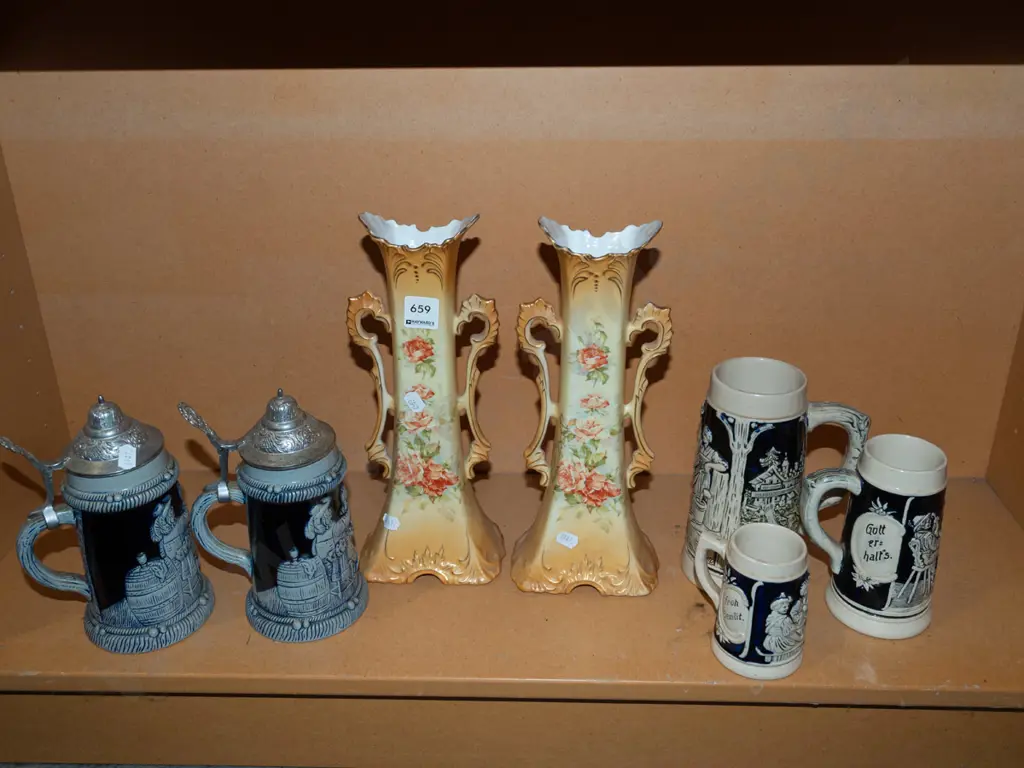 2x floral vases, beer steins, mugs Vase H300 Image 1++