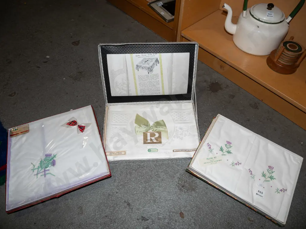 as new old Irish linen Image 1++