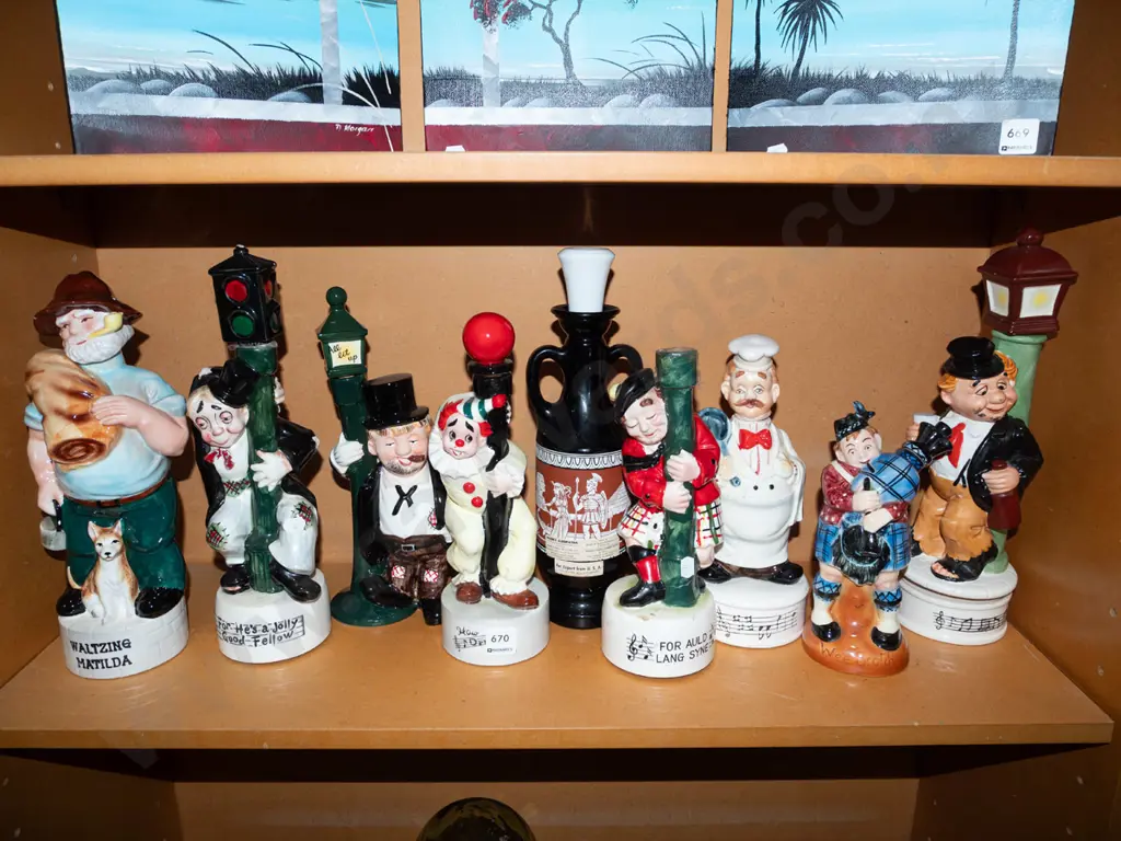 various novelty musical decanters Image 1++