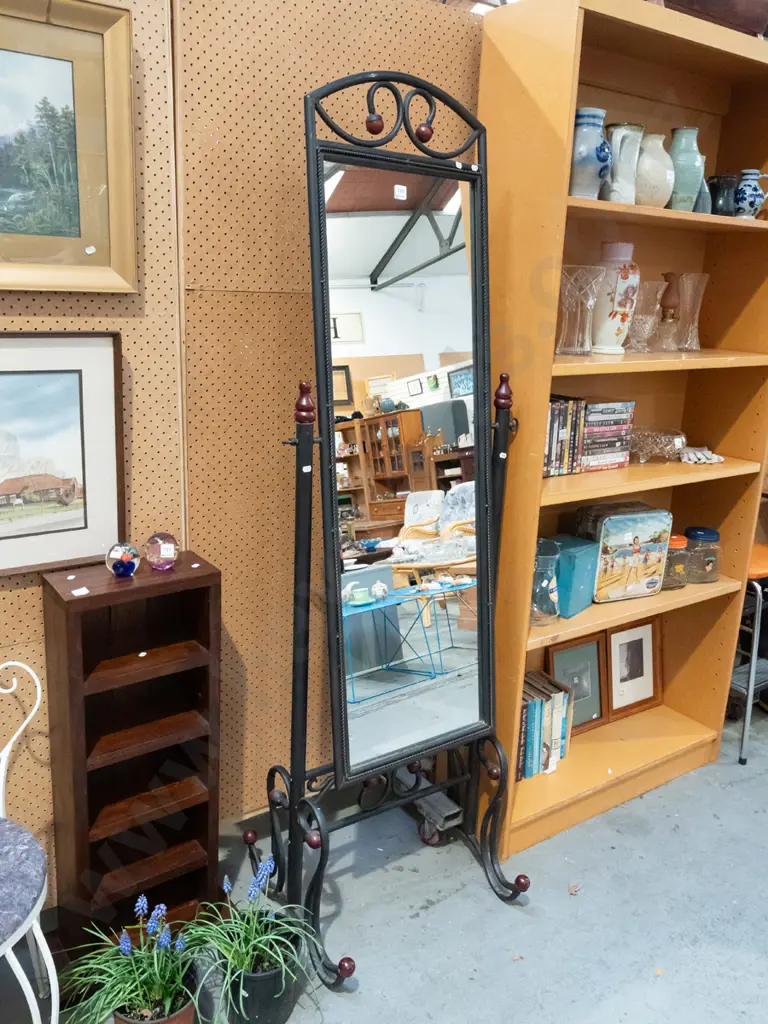wrought metal freestanding dressing mirror Image 1++