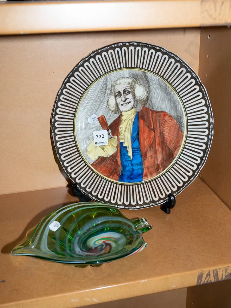 Royal Doulton squire plate, green art glass ashtray Image 1++