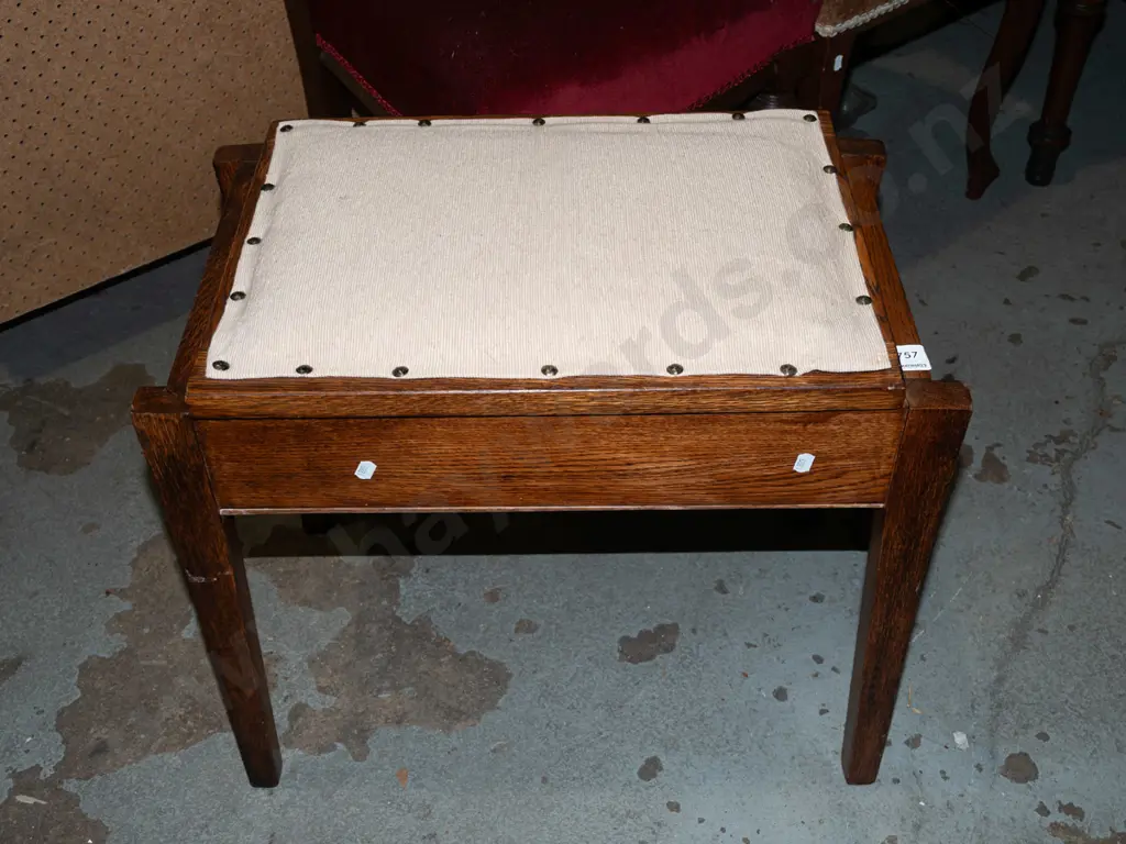 arts and crafts oak upholstered piano stool Image 1++