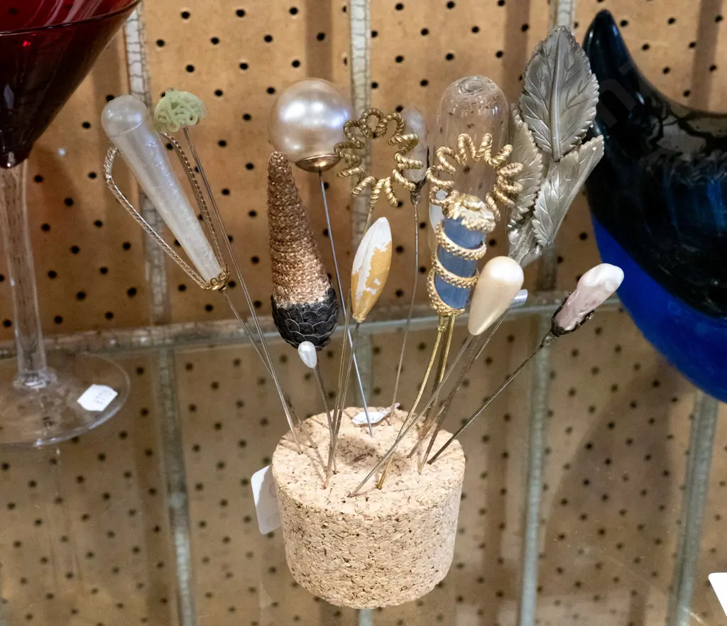 hat pins and cork Image 1++