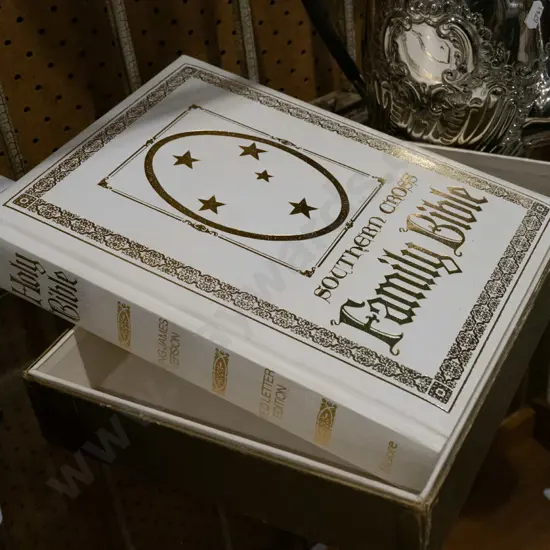 Southern Cross Bible