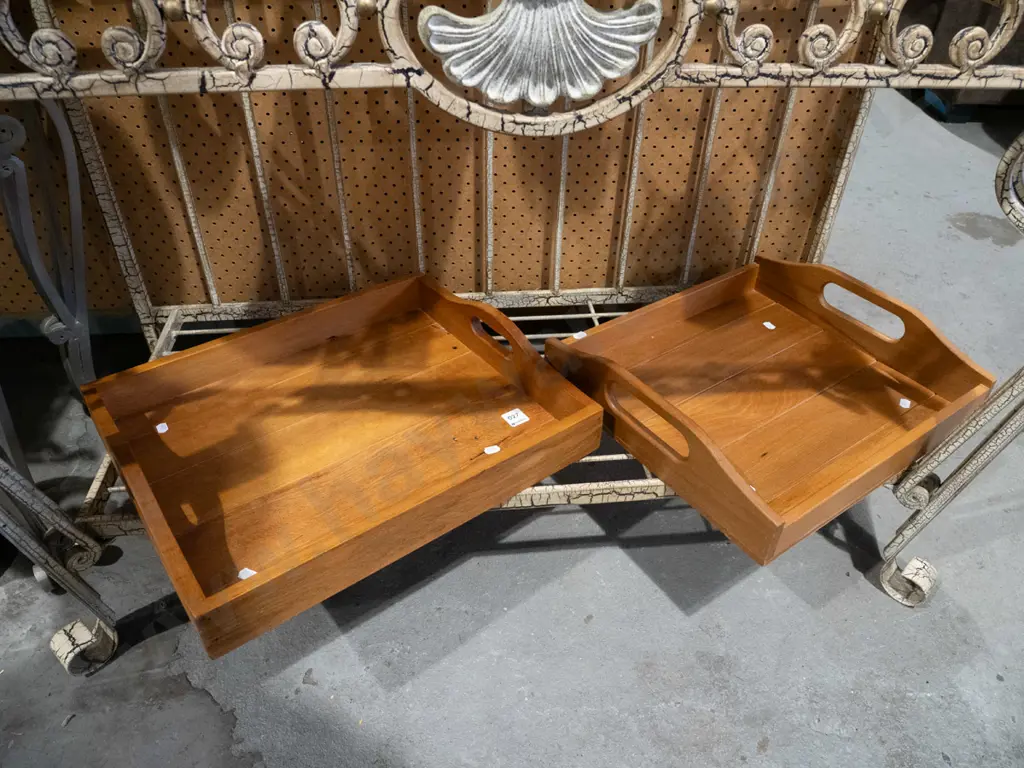 2x rimu trays W390 Image 1++