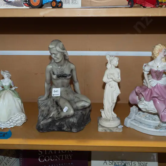 Pania of the Reef candle, 3x figurines - some damage