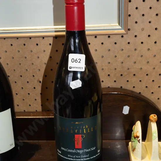 750ml bottle Carrick Unravelled Central Otago pinot noir 2004