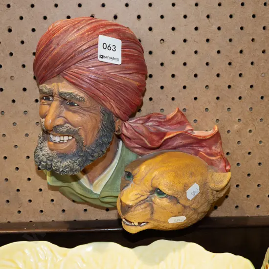 Bossons wall mounted figurine - man and lion