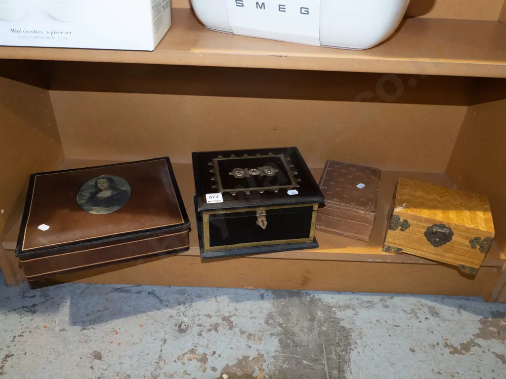 4x lidded storage boxes Image 1++