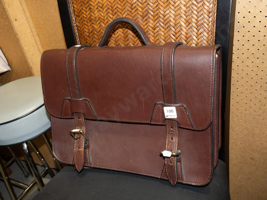 heavy lather satchel Image 1++