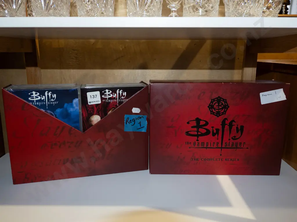 Buffy the Vampire Slayer DVD set Image 1++