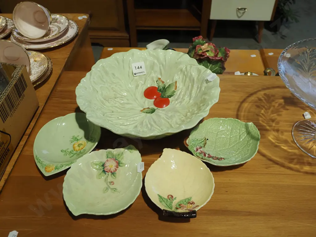 Carlton Ware tomato bowl, 4x small dishes Image 1++