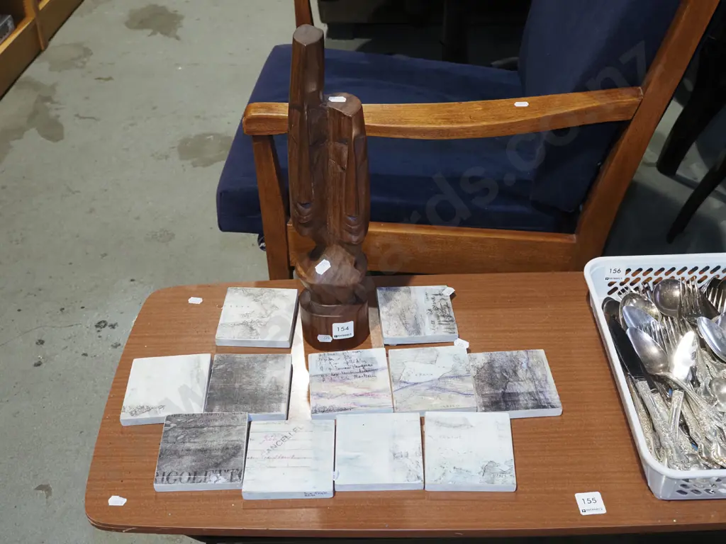 various ceramic tiles, carved wooden sculpture H400 Image 1++