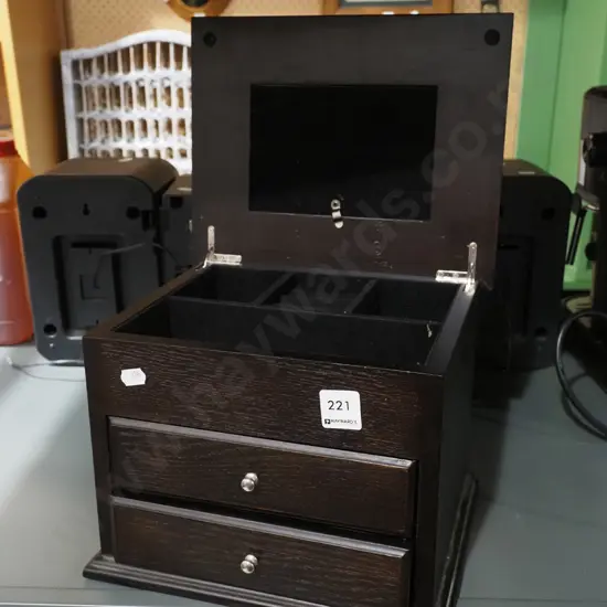jewellery chest