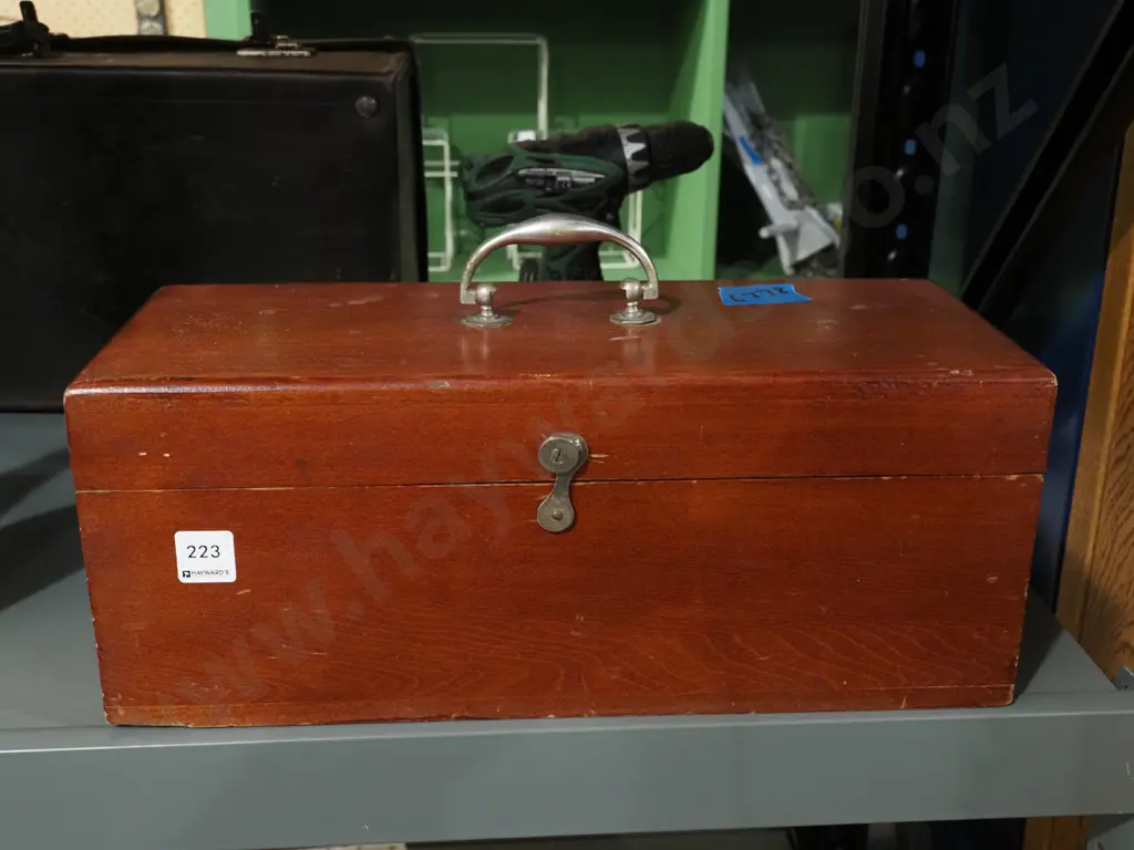 mahogany storage box for metallic splints Image 1++