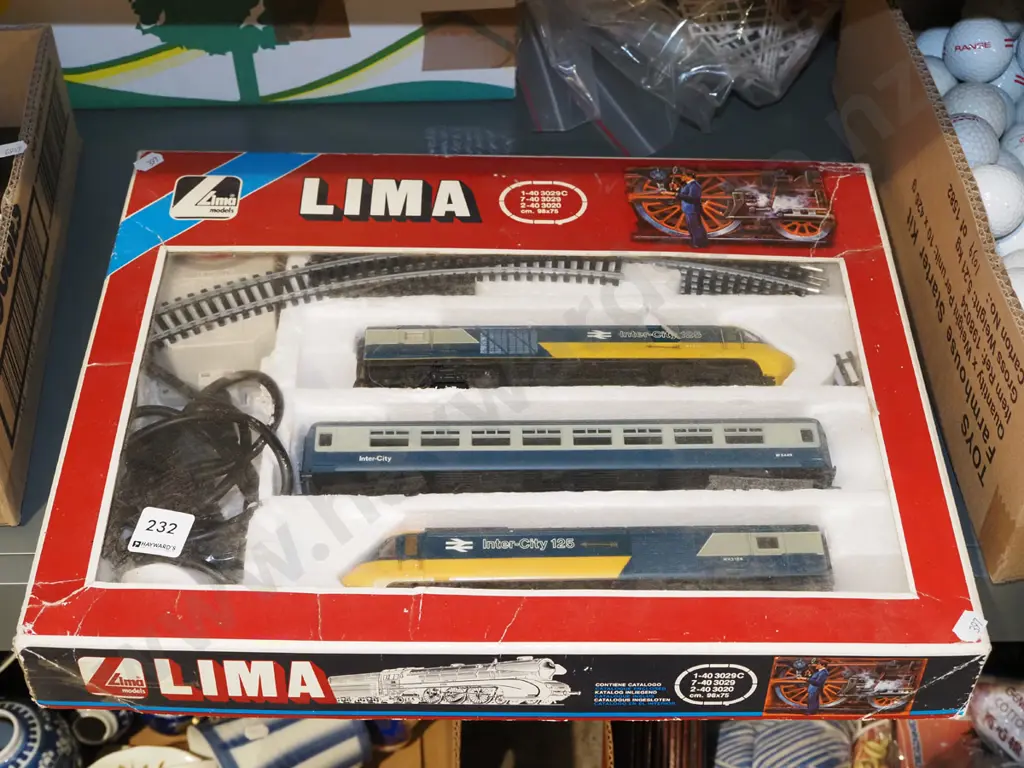 Lima boxed train set Image 1++
