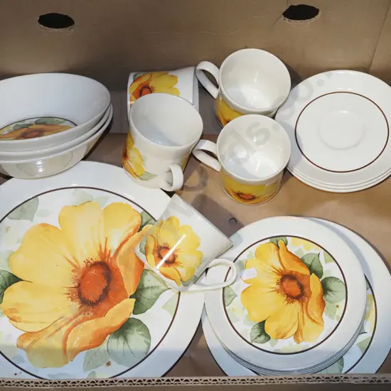 Crown Lynn Sunseeker plates, bowls, cups, gravy boat etc