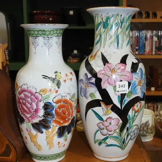 2x Asian vases Tallest H350