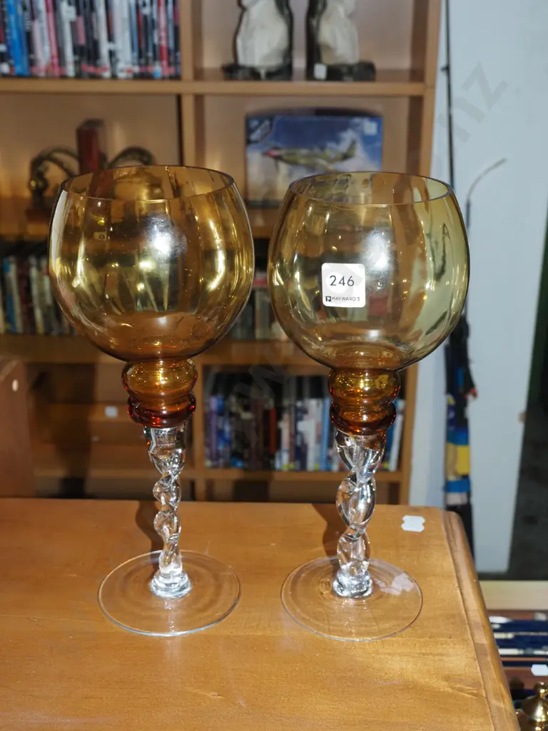 2x clear and amber glass goblets/vases H300 Image 1++