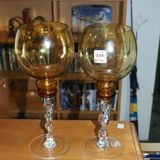 2x clear and amber glass goblets/vases H300