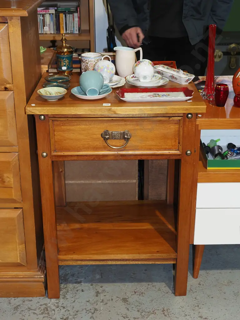 mahogany single drawer lamp table H800 W600 D500 Image 1++