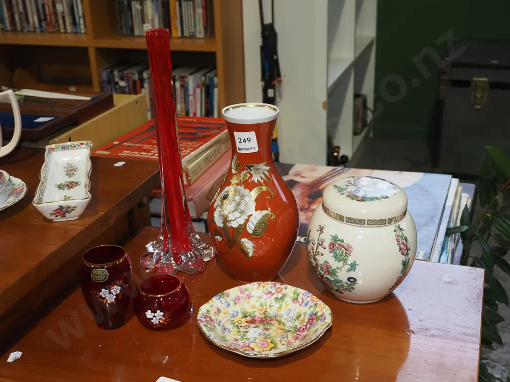 ginger jar, floral bowl, vases etc Image 1++