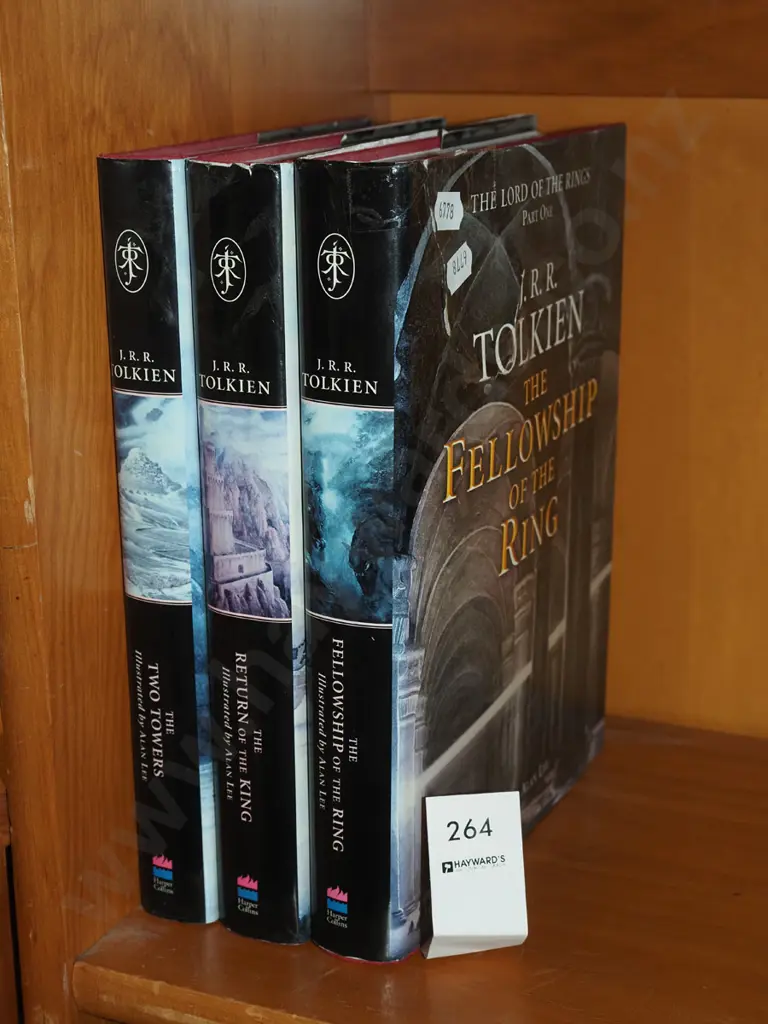 Tolkien Lord of the Rings books Image 1++