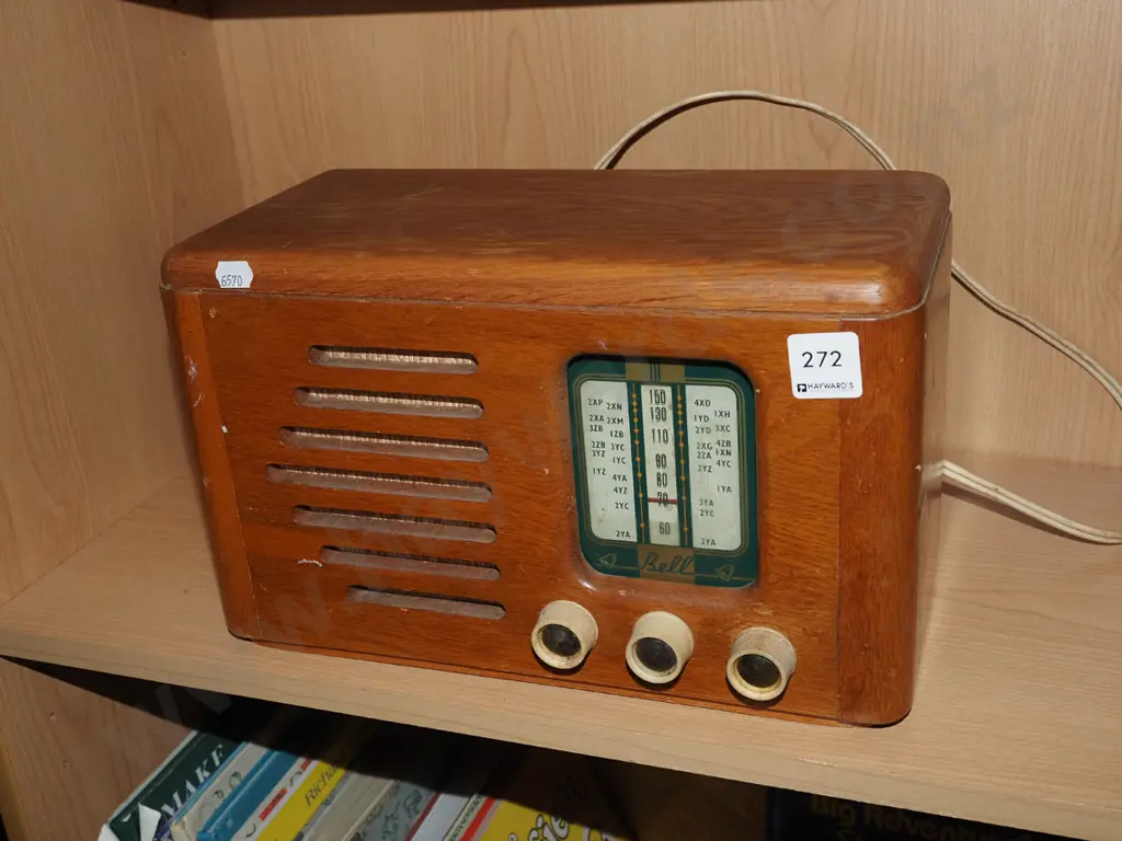 Bell wood cased mantle radio - as is no returns Image 1++
