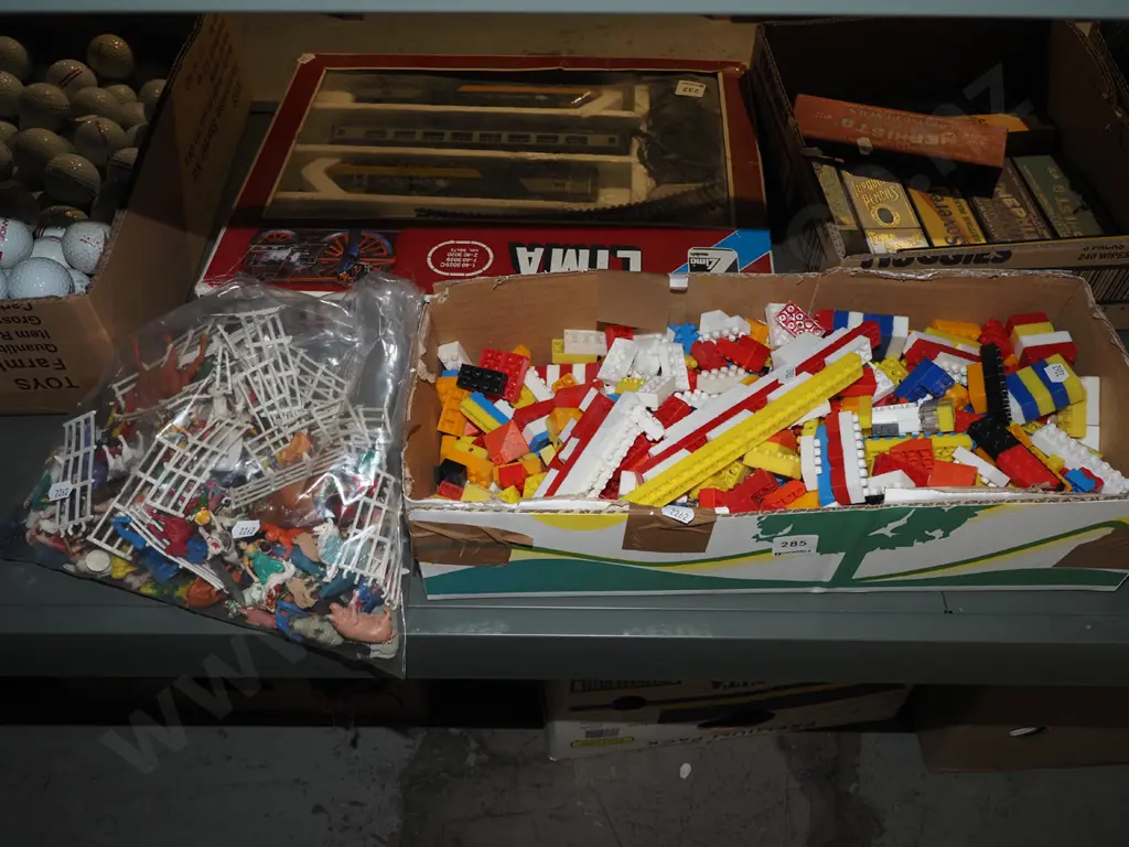 box; plastic toy bricks, plastic farm animals, fences etc Image 1++