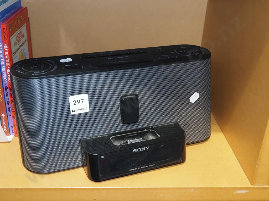 Sony i-pod docking station Image 1++