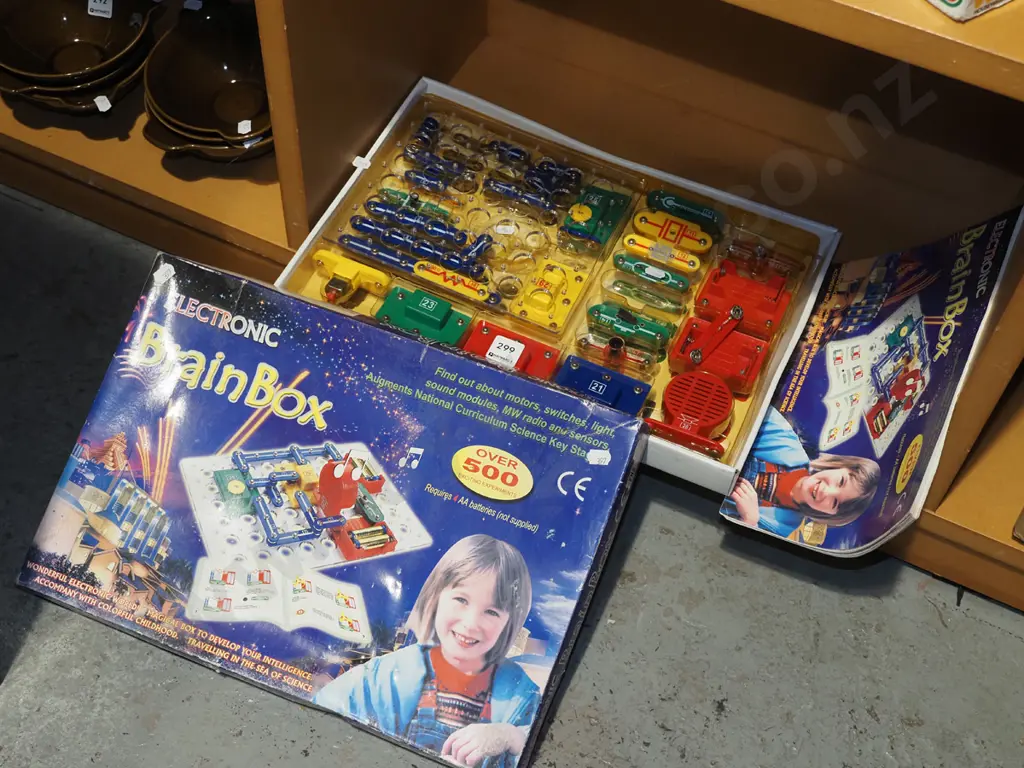 children's electronics kit Image 1++
