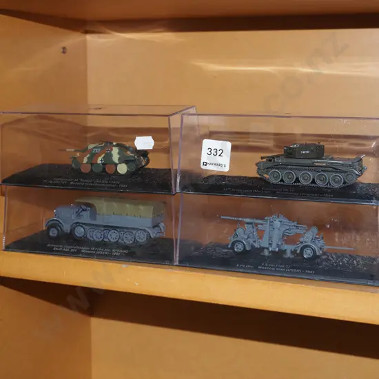 4x military vehicles in plastic cases 