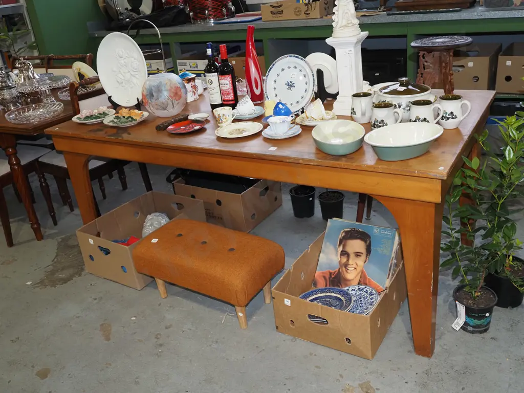 ply and wood workshop table - marks and stains H730 W1830 D910 Image 1++