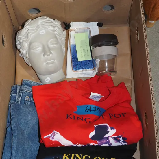 box; Michael Jackson t-shirts, jeans, classical head wall pocket vase, phone cover, etc.