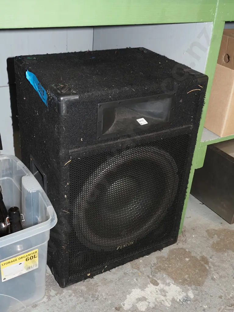 Fenton 800 watt speaker - no power cord Image 1++