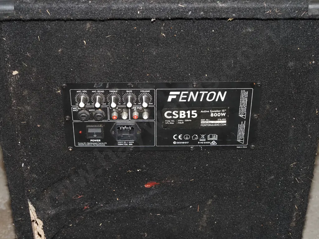 Fenton 800 watt speaker - no power cord Image 1++
