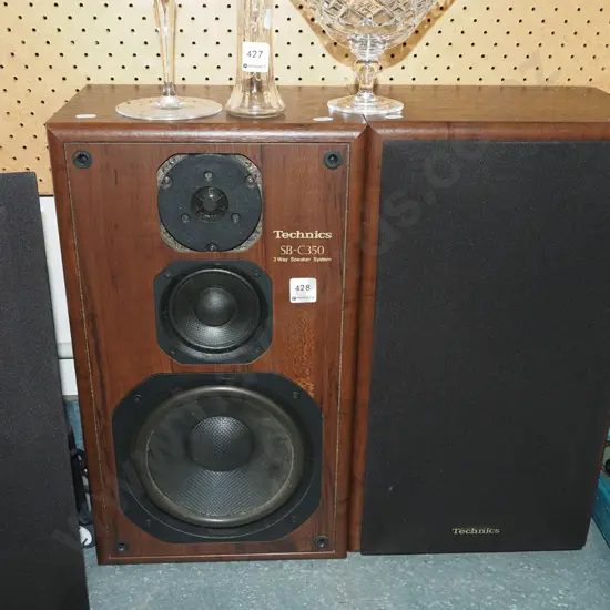 pair of Technics speakers - SV/C350