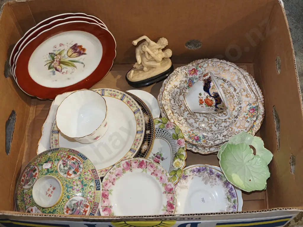 box; vases, bowls, plates etc Image 1++