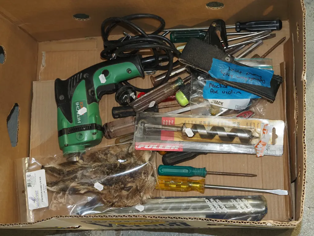 box; electric drill, drill bits, screwdrivers etc Image 1++