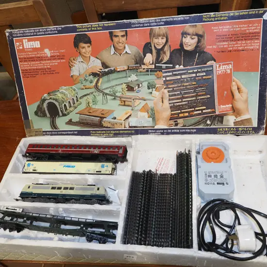 Lima train set