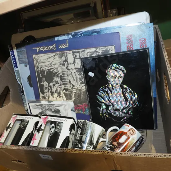 box of James Dean items; cups, prints, calendars etc