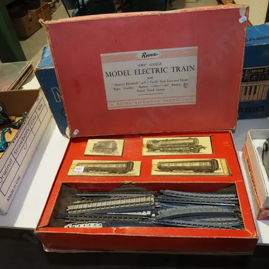vintage Rovex "00" gauge train set