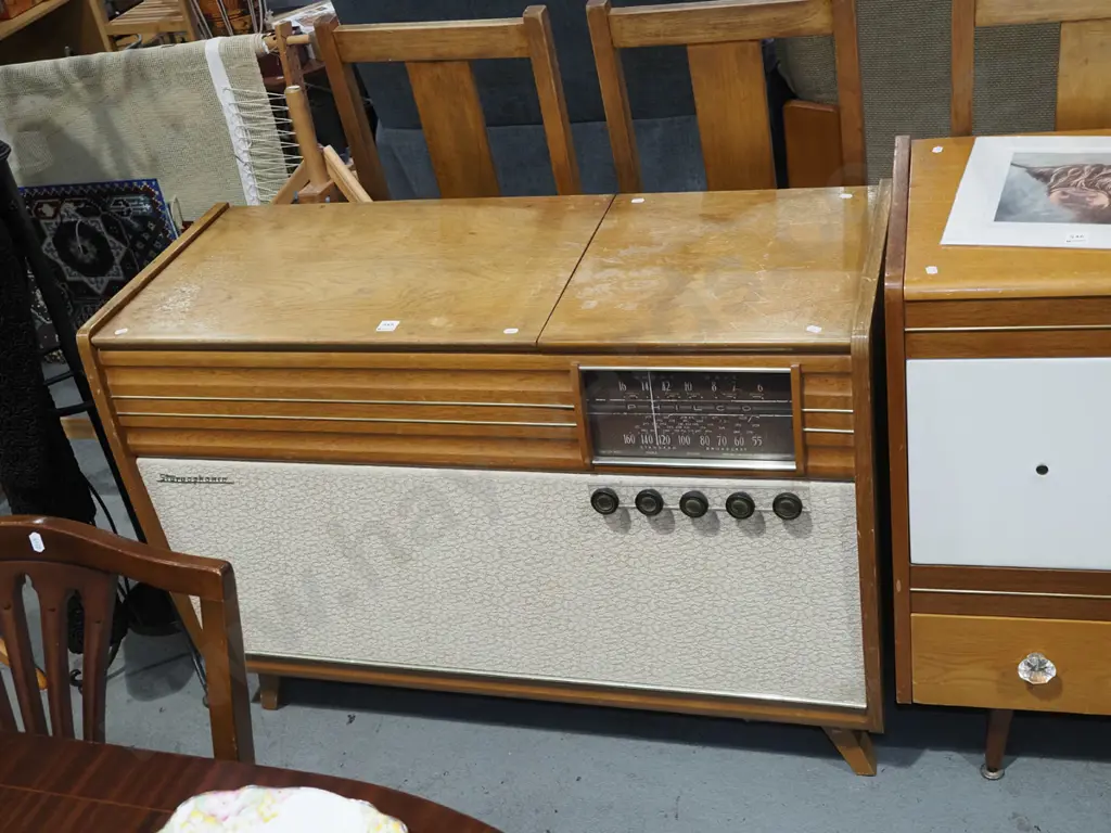 mid century Stereophonic radiogram - as is no returns Image 1++
