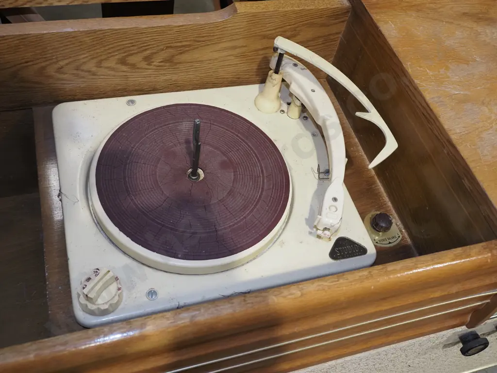 mid century Stereophonic radiogram - as is no returns Image 1++