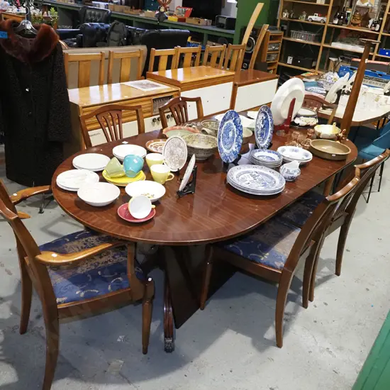 mahogany extending dining table with 6 matching chairs including 2 carvers