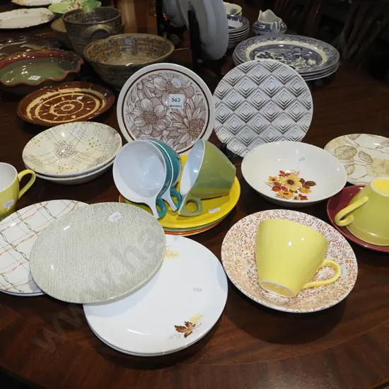 Crown Lynn plates, cups, side plates, bowls