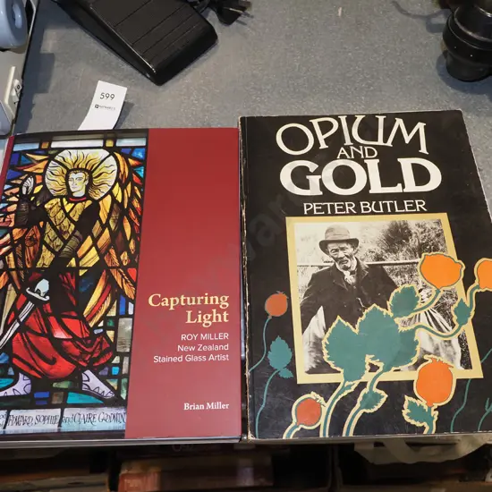 2x books Capturing Light, Opium Gold