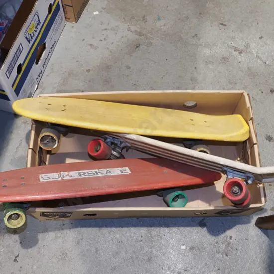 3x 1970s/80s skateboards