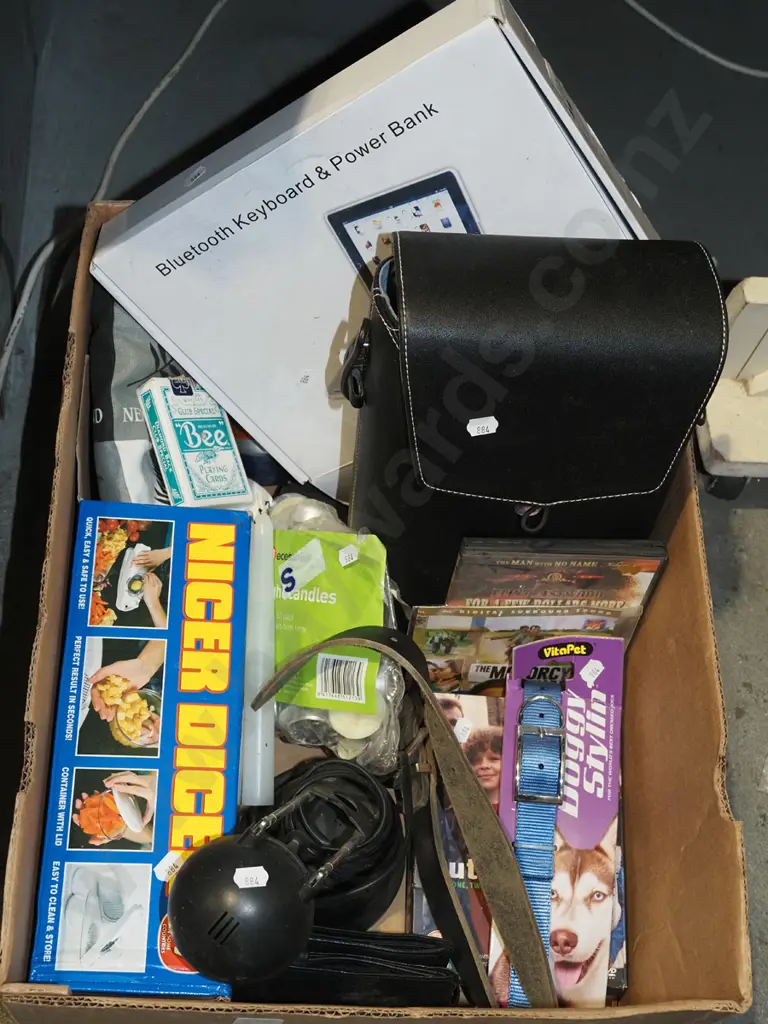 box; blue tooth power bank, nicer dicer, desk lamp etc Image 1++