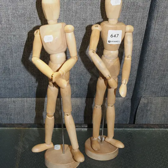 2x articulated artist models